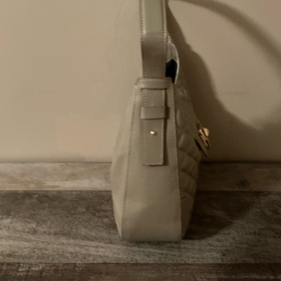 A. BELUCCI WOMENS QUILTED SHOULDER BAG TAUPE - Picture 2 of 7